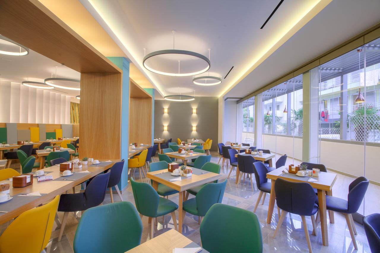 Blue Lagoon City Hotel Kosz Kültér fotó