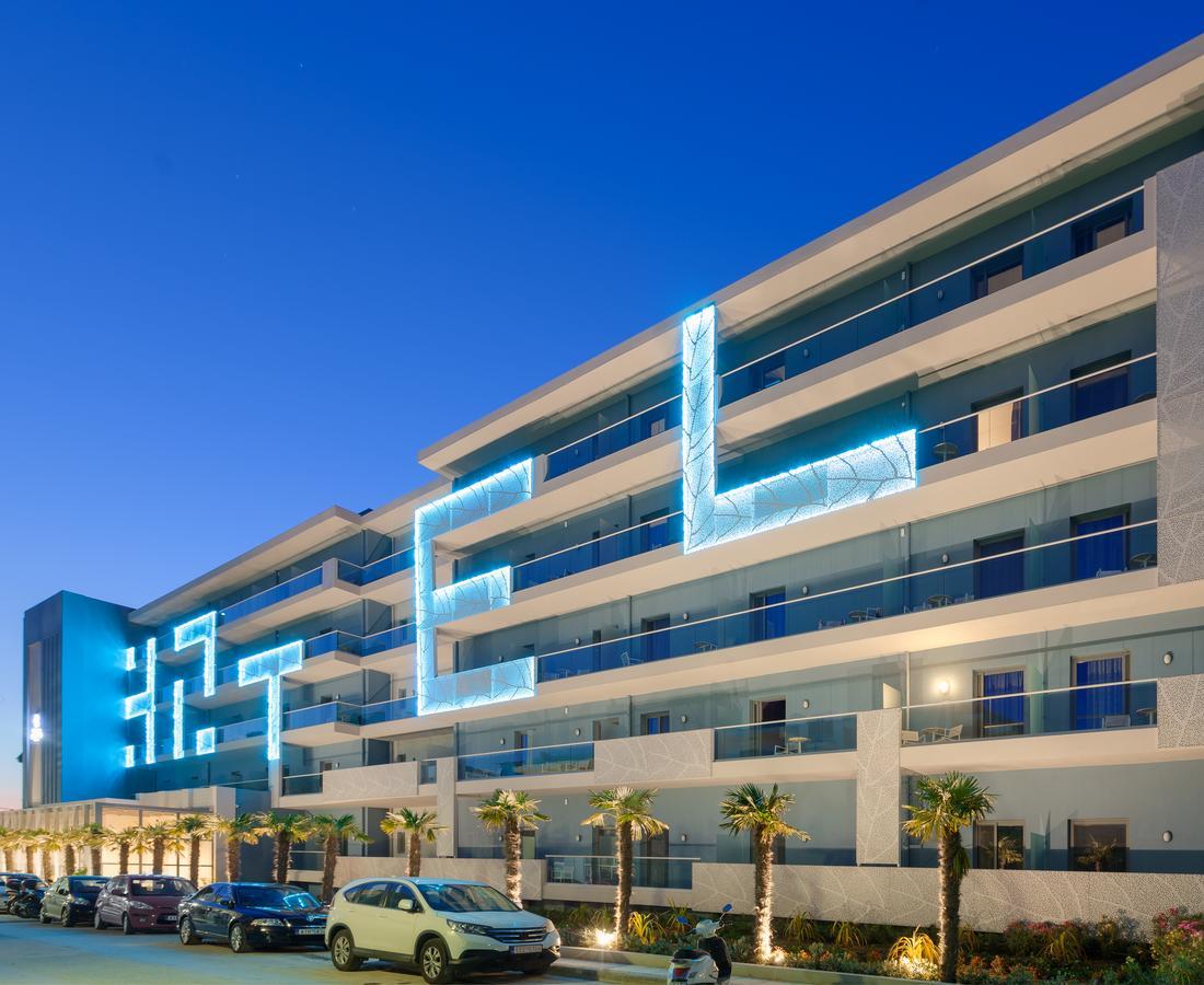 Blue Lagoon City Hotel Kosz Kültér fotó